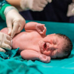 Sırt ağrısını böbrek taşı sandı, doğum yaptı Tam dokuz ay boyunca hamile olduğunu anlamadı