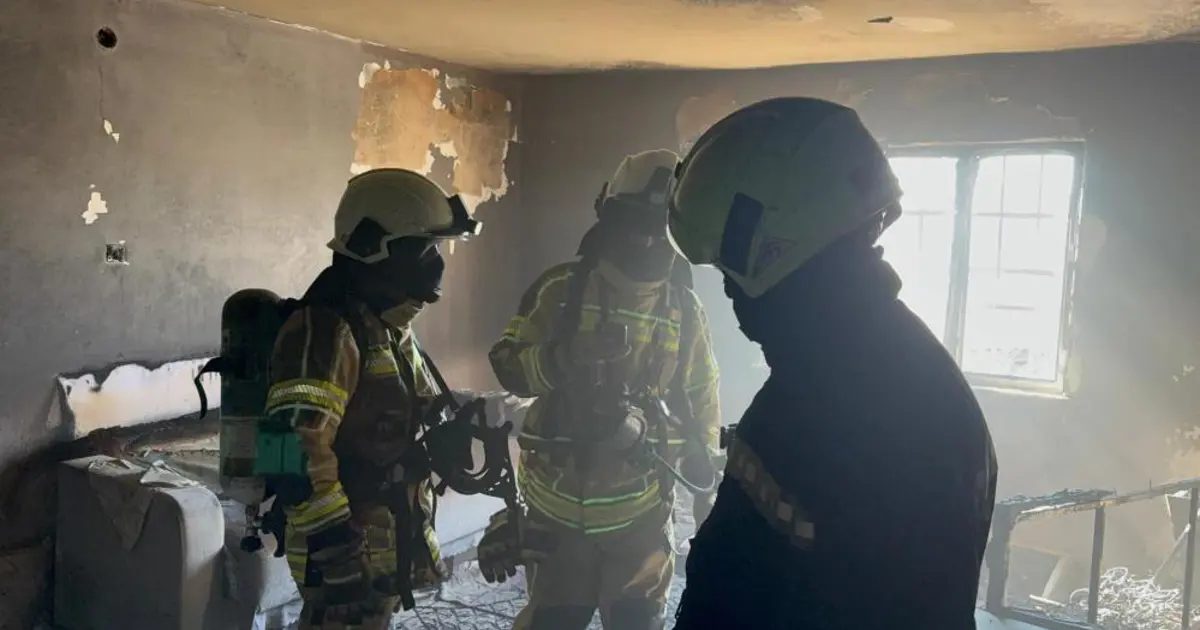 Çocuklar sobayı devirdi, faciadan dönüldü